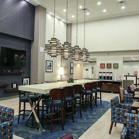 Hampton Inn & Suites Mount Laurel/Moorestown Екстер'єр фото