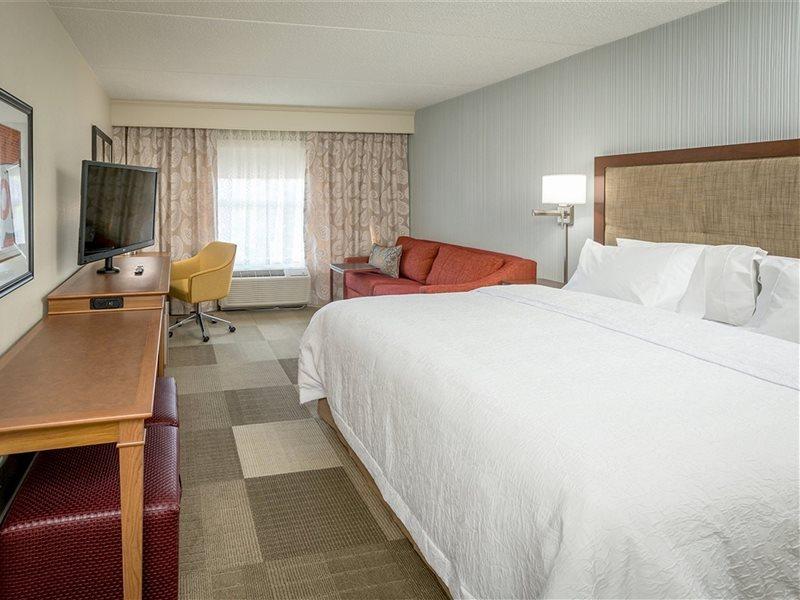 Hampton Inn & Suites Mount Laurel/Moorestown Екстер'єр фото