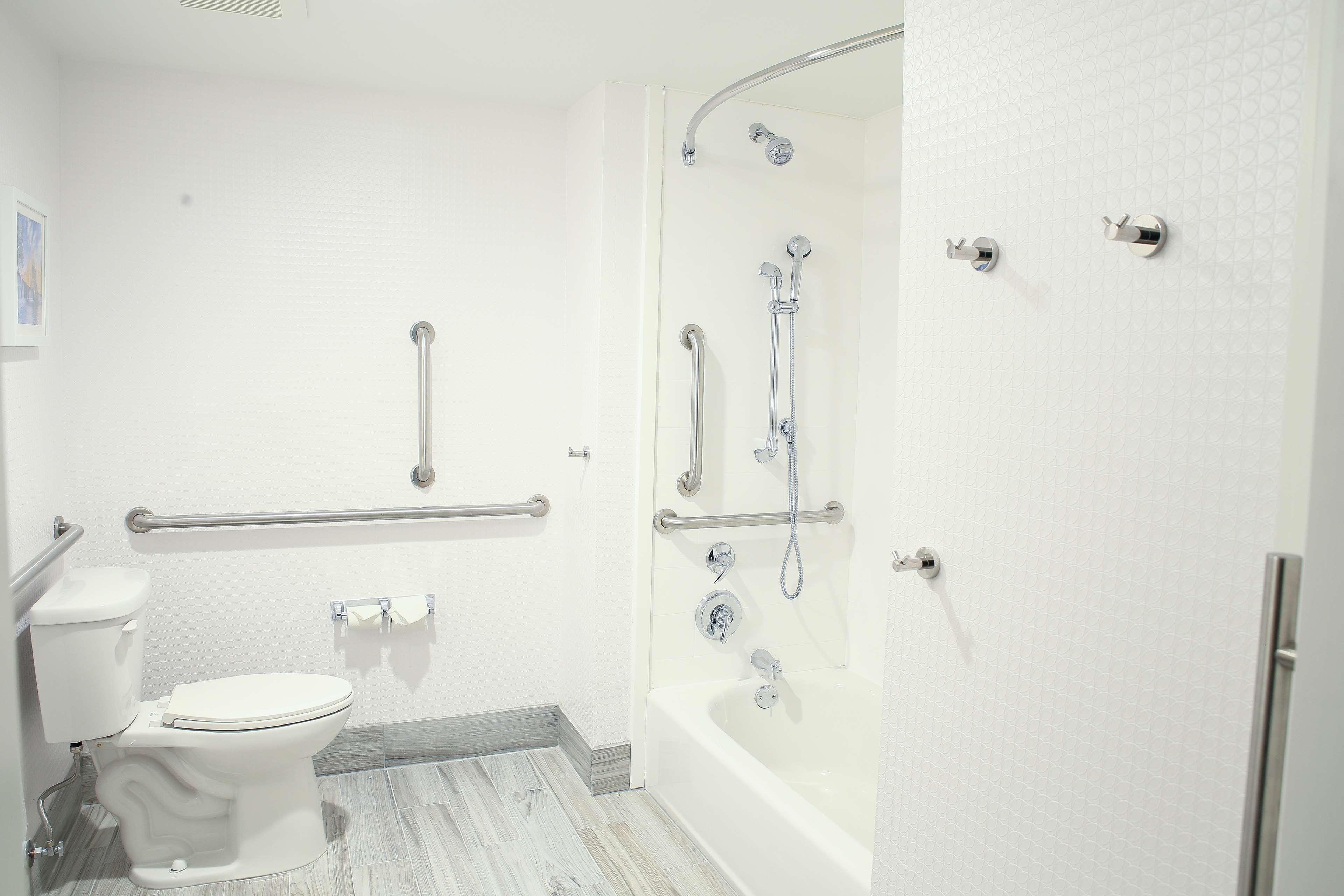 Hampton Inn & Suites Mount Laurel/Moorestown Екстер'єр фото