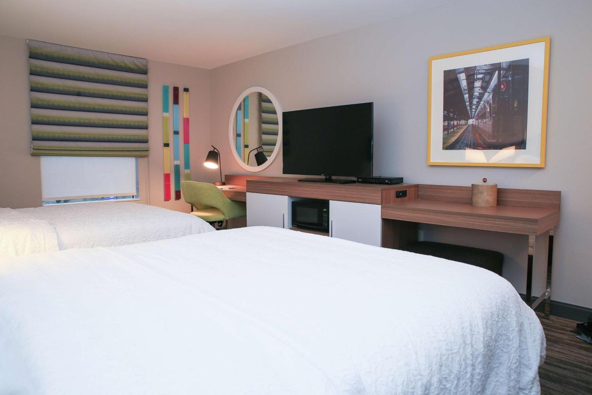 Hampton Inn & Suites Mount Laurel/Moorestown Екстер'єр фото