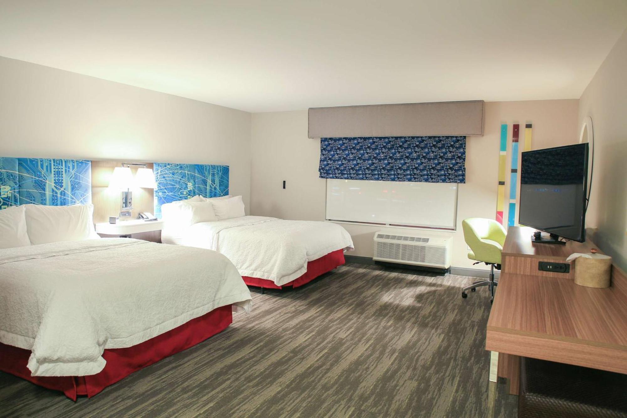 Hampton Inn & Suites Mount Laurel/Moorestown Екстер'єр фото